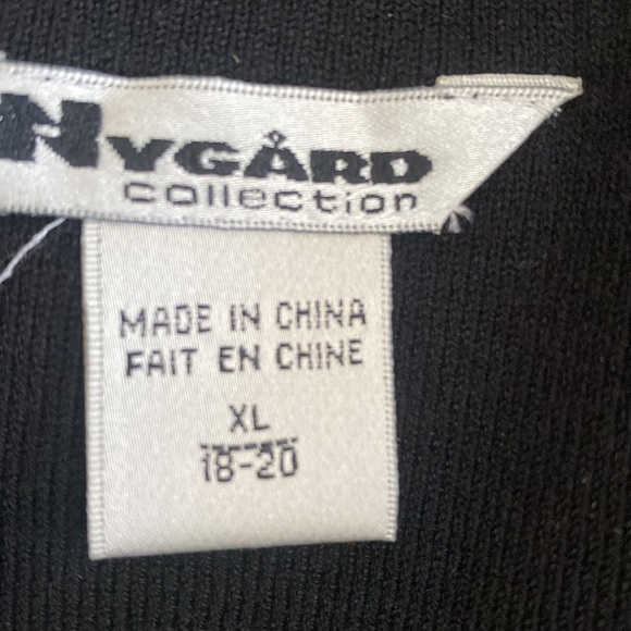 Nygard black sleeveless sweater. Size XL - Picture 4 of 5